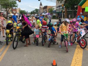 Picture of Kids on Bikes